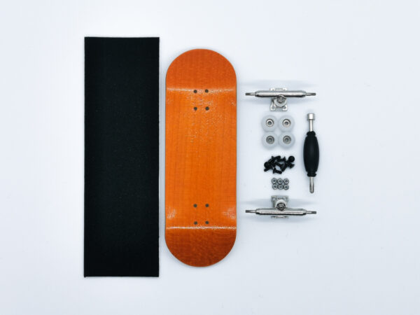 Product picture of orange wooden fingerboard complete